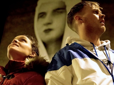 John-Cronin-Erica-Murray-in-BEAUTIFUL-DREAMERS-The-Performance-Corporation-Pic-Pat-Redmond