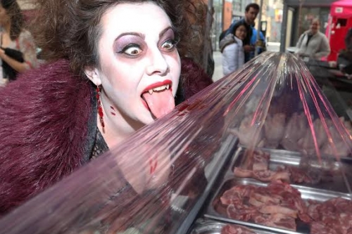 NO REPRO FEE 25/10/2014. Goths V Zombie Dance Off. Pictured (LtoR) vampire Carmilla in Temple Bar Market in Dublin. The Goths and Zombies will meet at the top of Grafton Street (outside the shopping centre) at 2.30pm for the ultimate dance-off. Two costumed legions of horror will battle it out to the beat of classic Goth music. The Bram Stoker Festival runs from 24th - 27th October 2014. Photo: Sasko Lazarov/Photocall Ireland