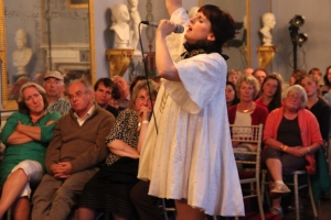 Julie-Feeney-performs-in-Bi-1024x683